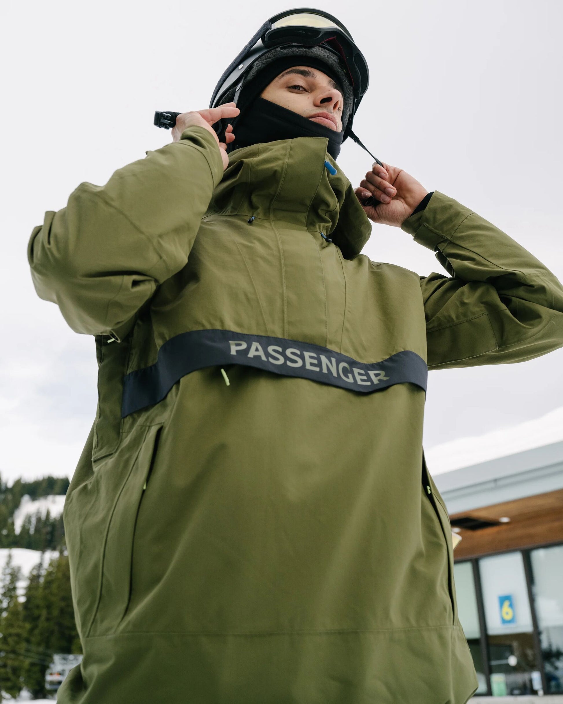 Snowscape Men's Recycled Anorak - Khaki - Lifestyle