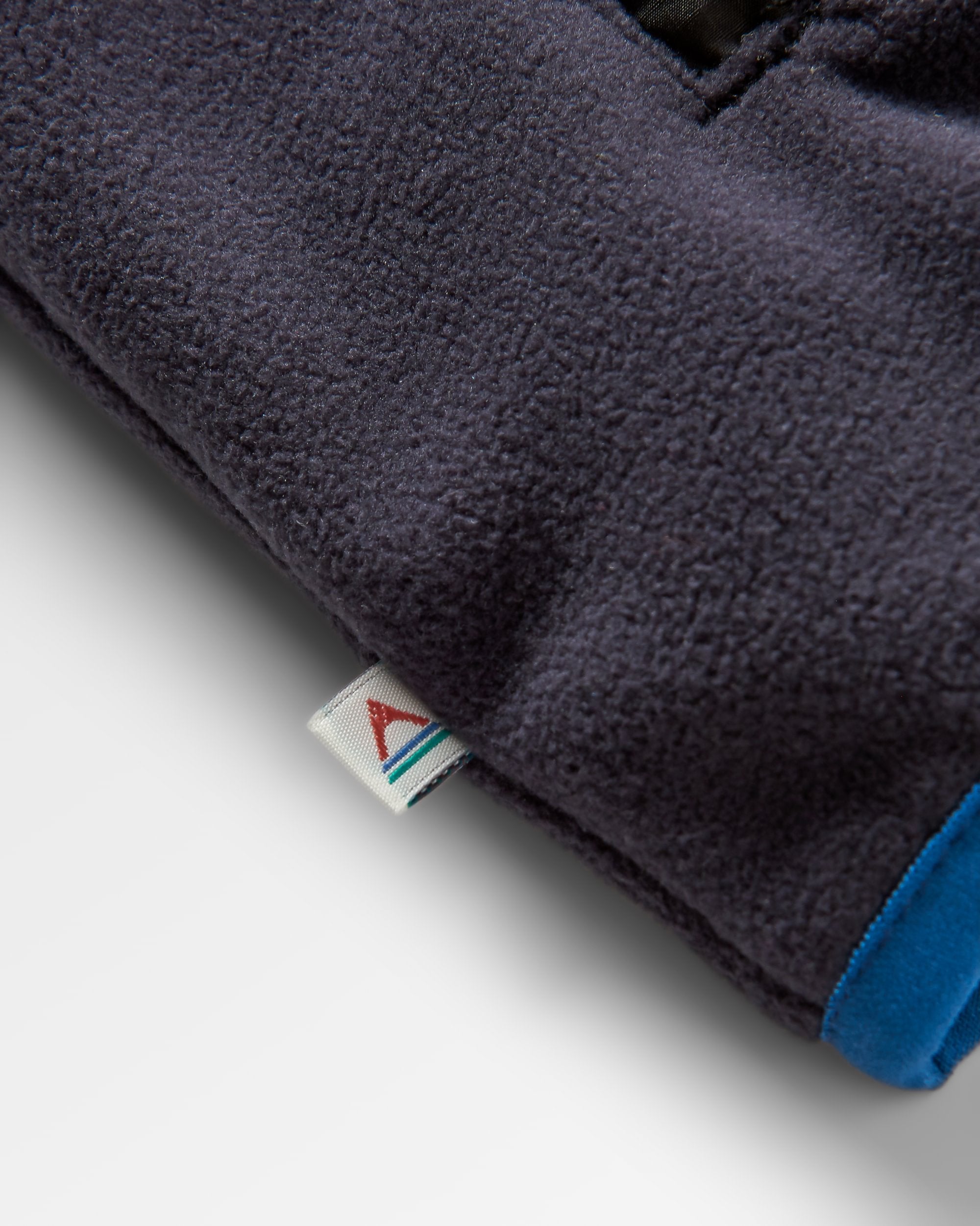 Switchback Micro Polartec® Fleece - Black - Flatlay