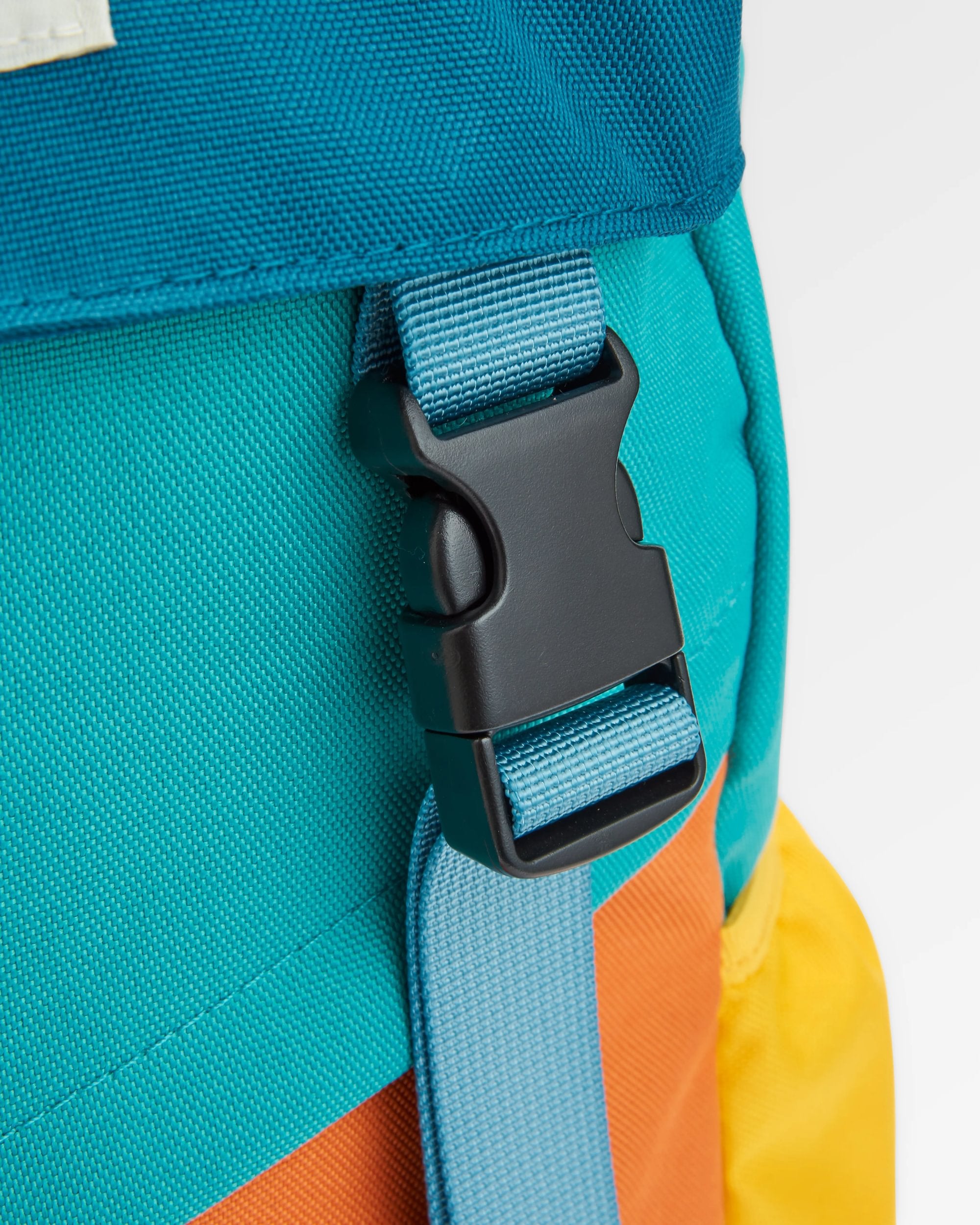 Boondocker Recycled 18L Backpack - Multi Colour - Flatlay