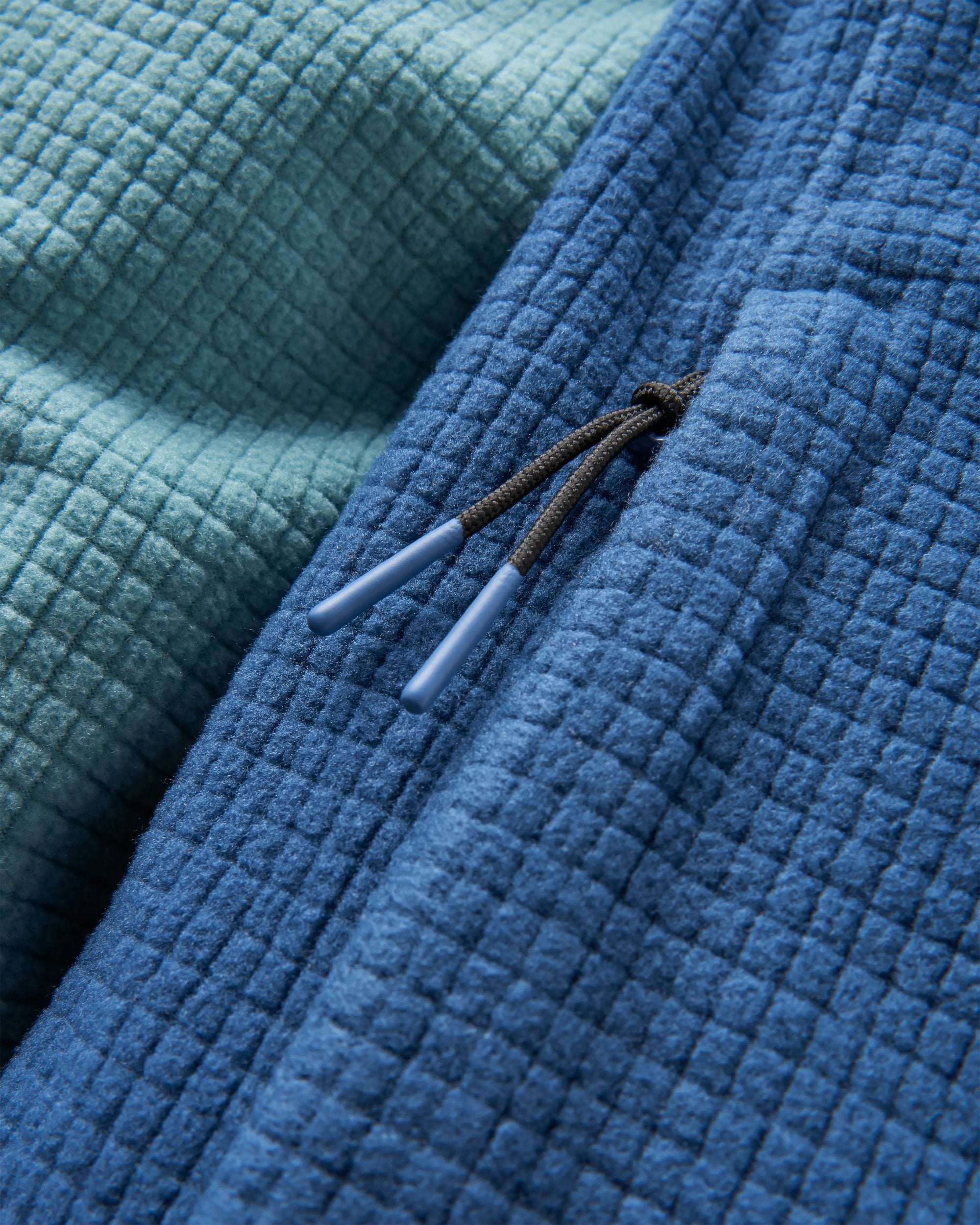 Overlook Recycled Grid Polar Fleece - Arctic/Dark Denim - Flatlay