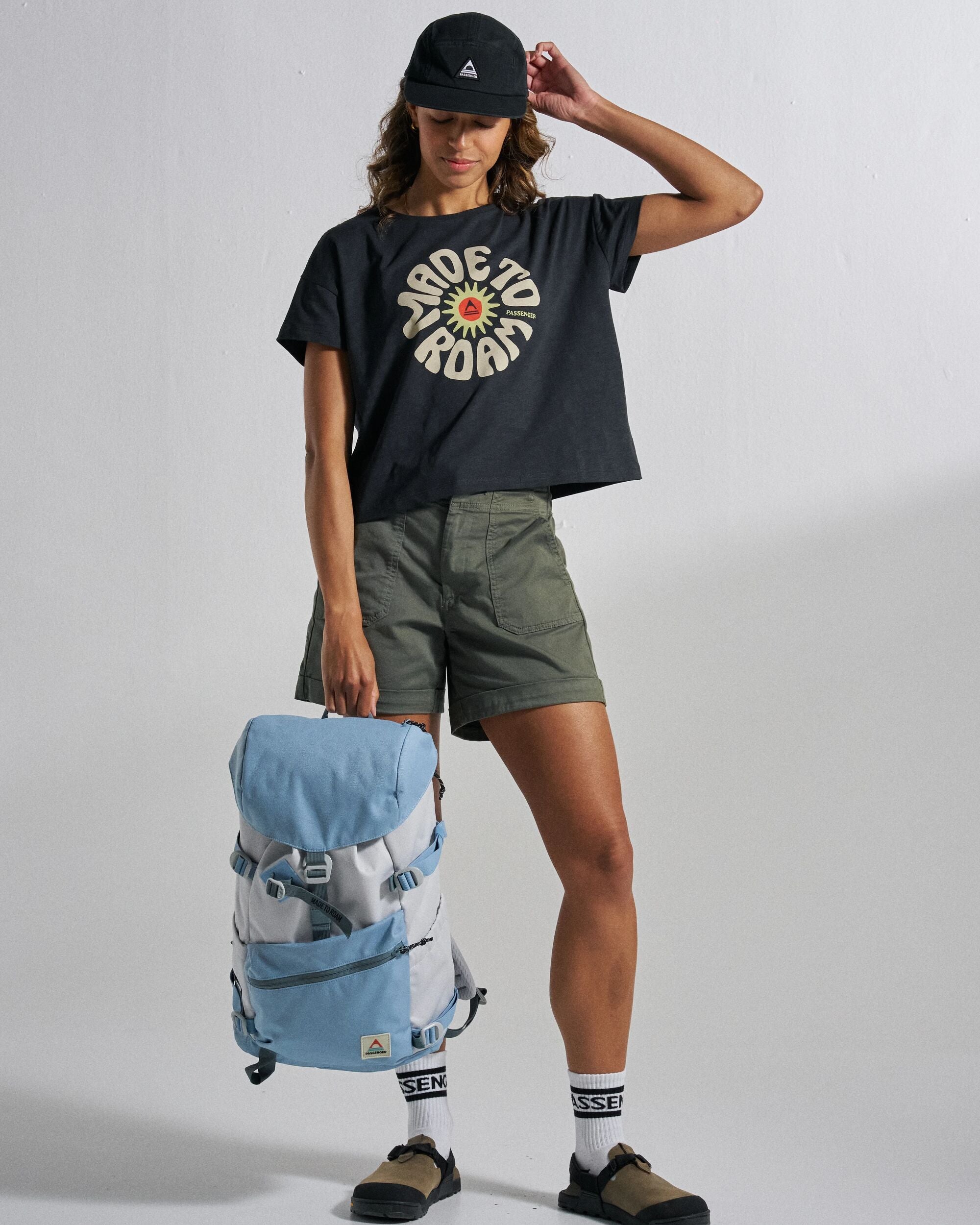 Easy Days T-Shirt - Black - Studio Model