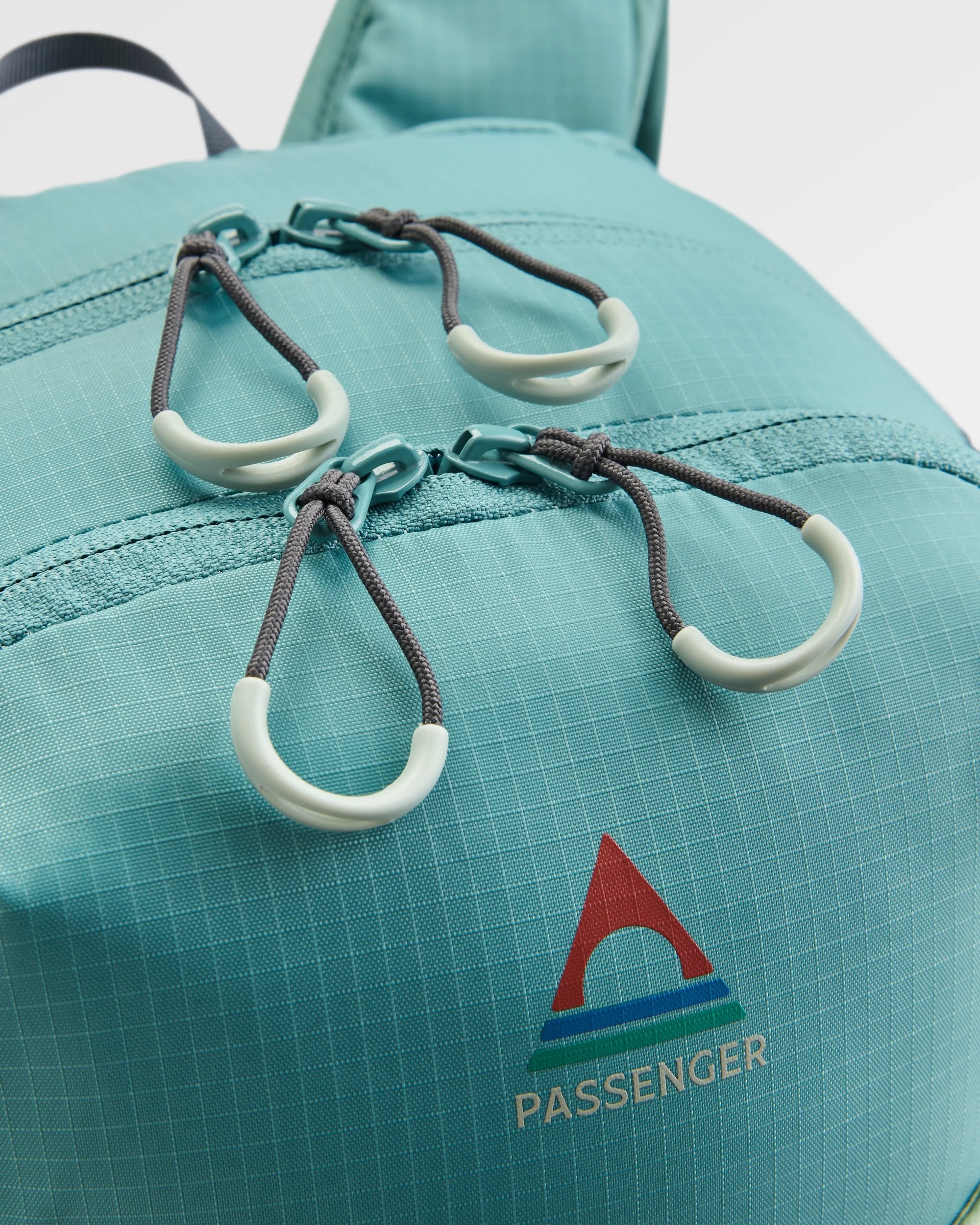 Trail Recycled 15L Hydration Pack - Arctic - Flatlay