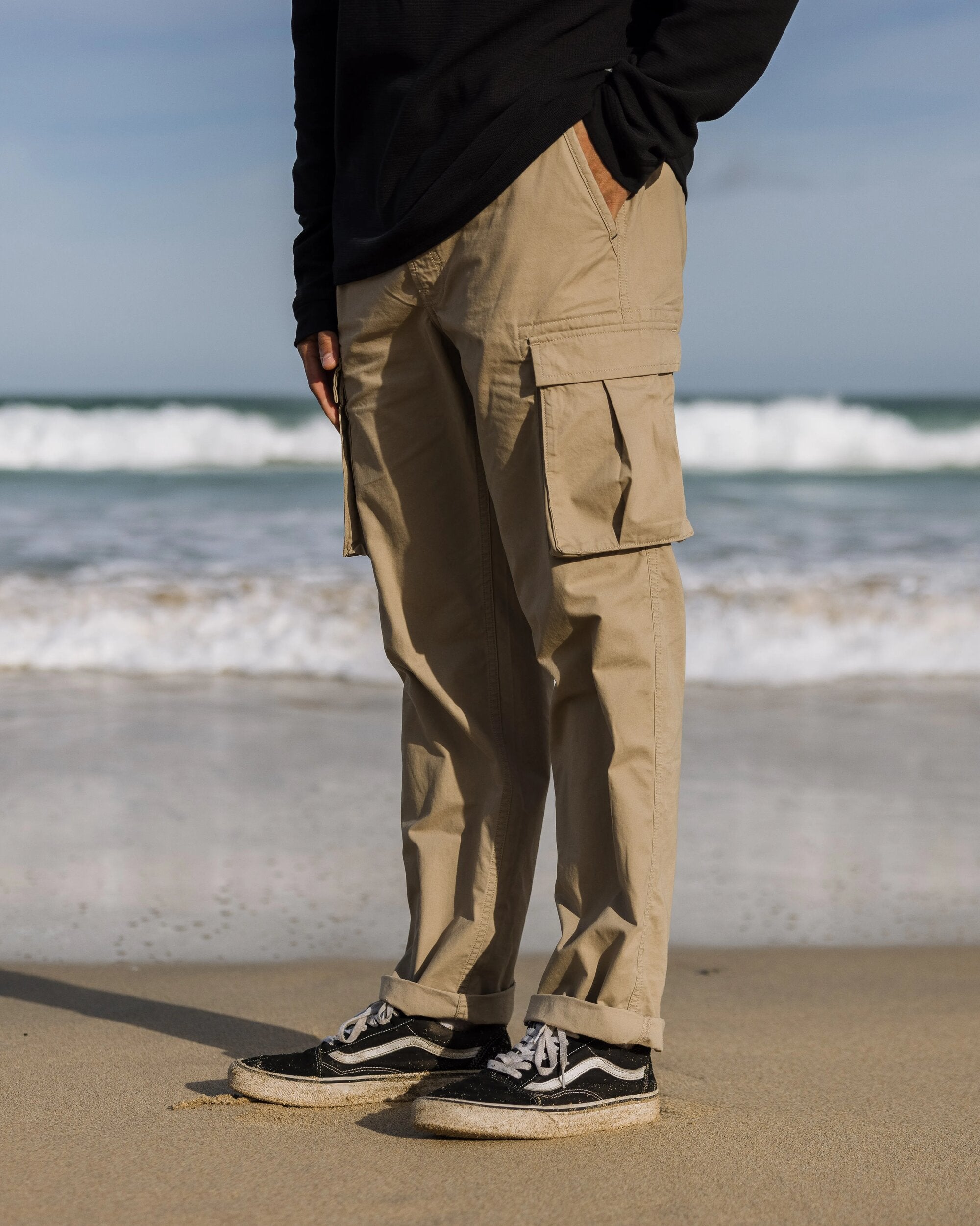Adventurer Cargo Trouser - Chinchilla Brown - Lifestyle