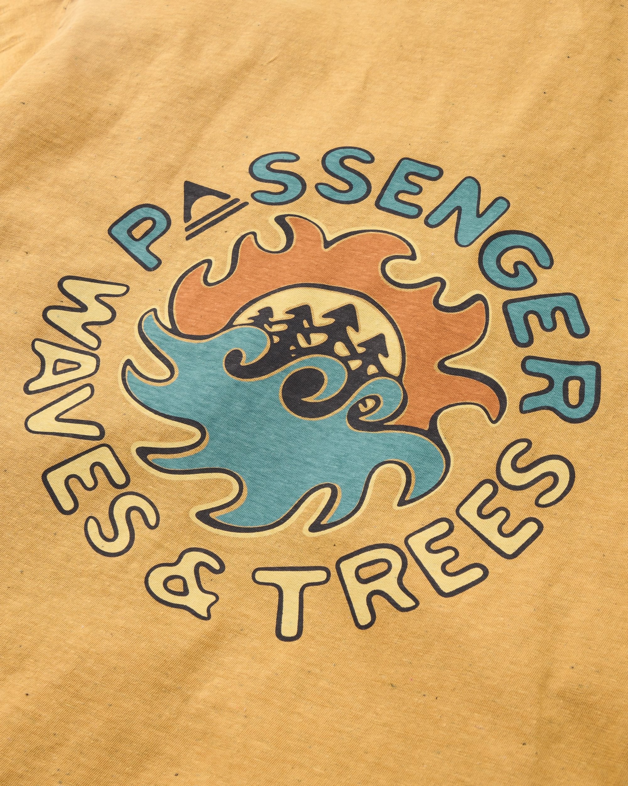 Dune Men's Recycled Cotton T-Shirt - Spruce Yellow Marl - Flatlay