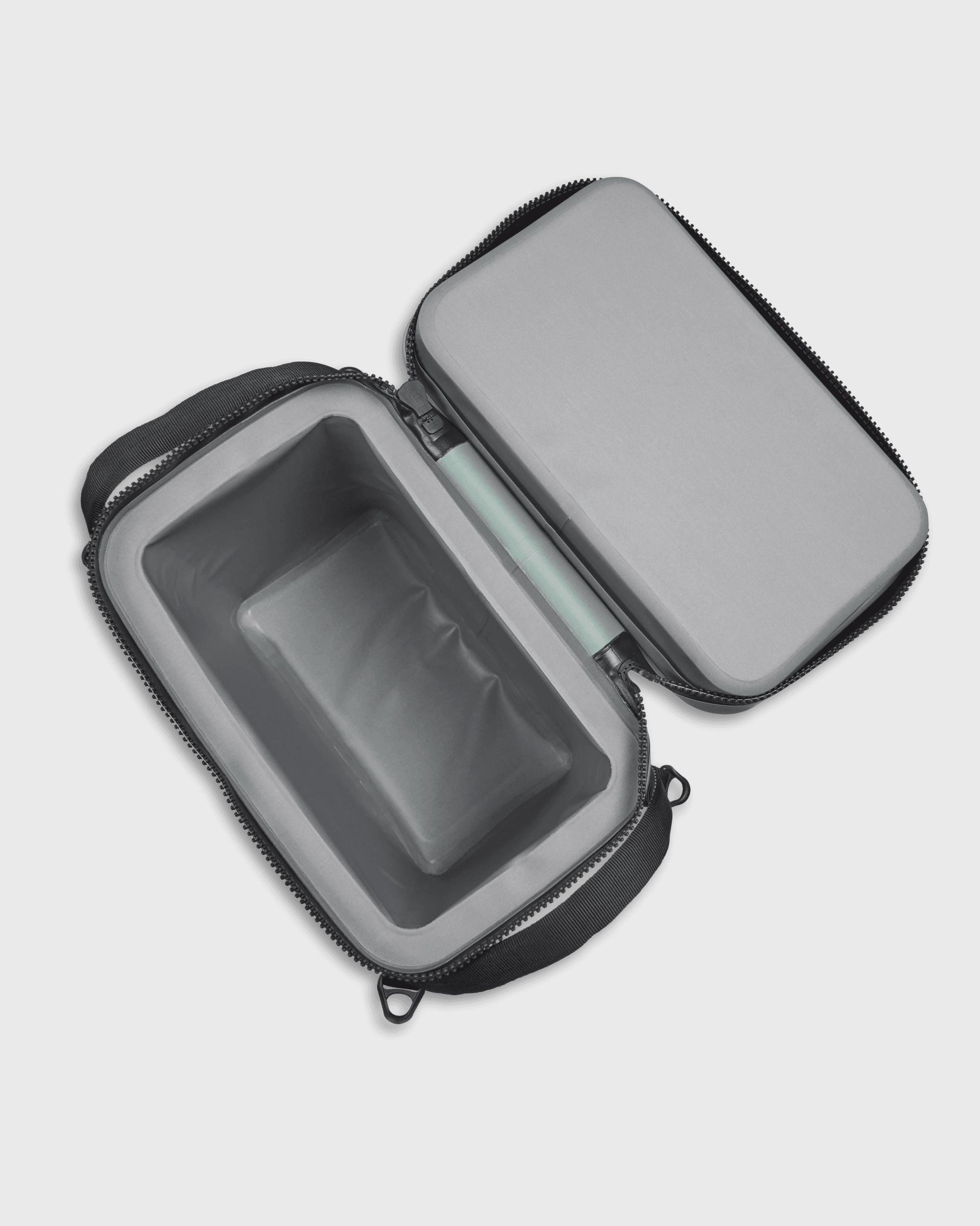 Dometic PSC19 Cooler Bag - Moss - Flatlay