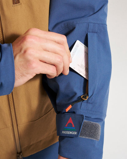 Snowscape Men's Recycled Jacket - Dark Denim/Toffee - Studio Model