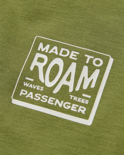 Solstice Active Vest - Clover/Tea Green - Flatlay