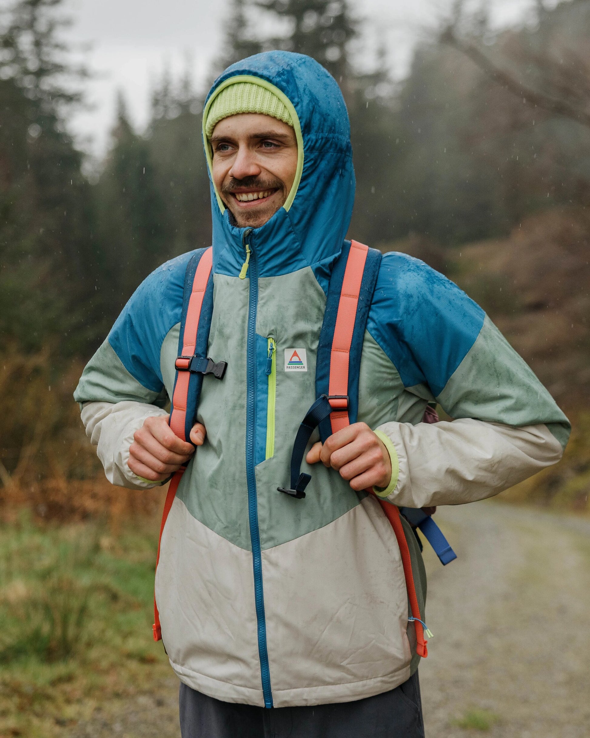 Daybreak Lightweight Recycled Thermore® Insulated Jacket - Pistachio/Blue Steel - Lifestyle