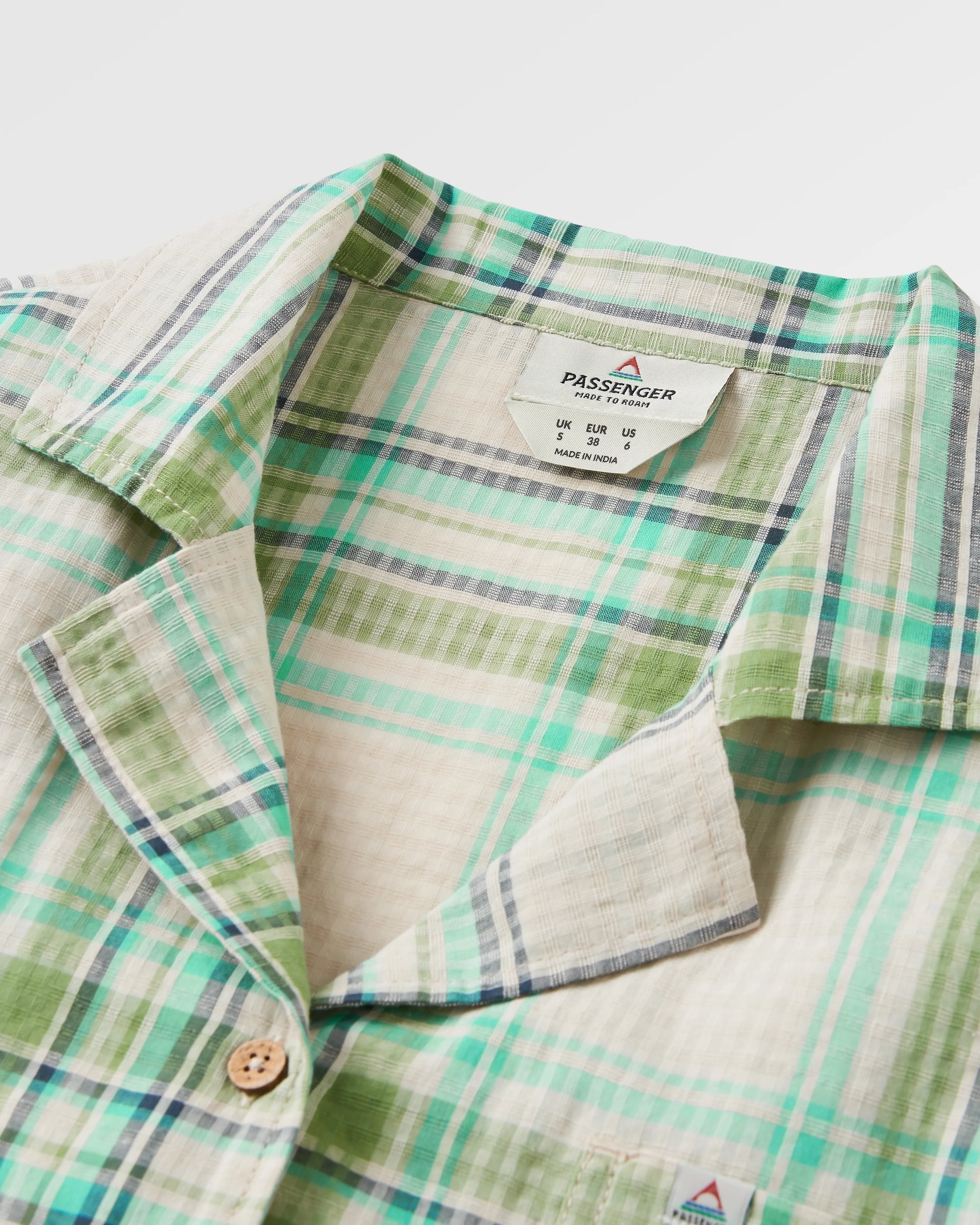 Arden Organic Cotton Short Sleeve Shirt - Vintage White/Stem Green Check - Flatlay