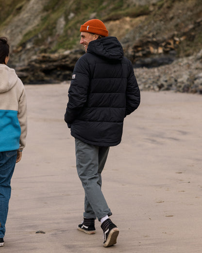 Manitoba Recycled 2.0 Jacket - Black - Lifestyle