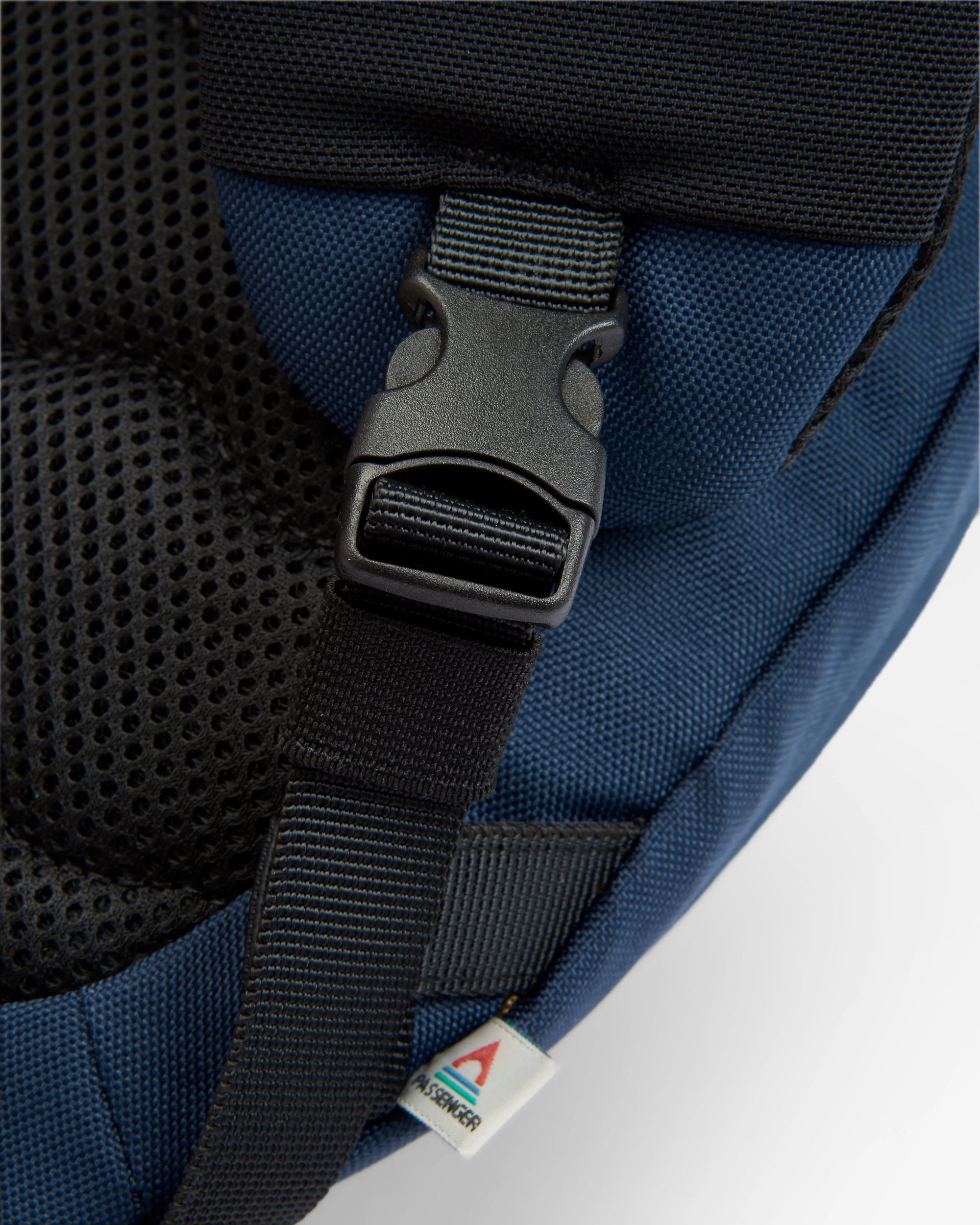 Boondocker Recycled Sling 8L - Rich Navy/Surf Spray/Moonlight Blue - Flatlay