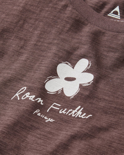 Women's Roam Further T-Shirt - Espresso - Flatlay