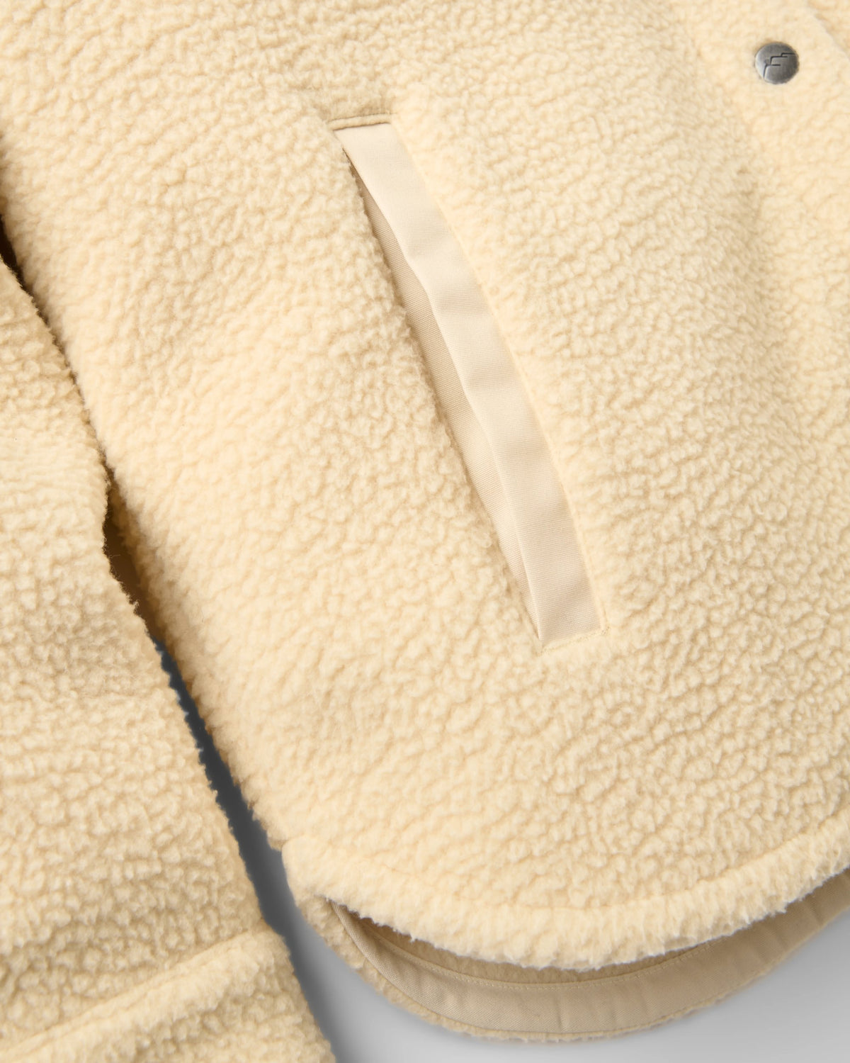 Rappel Sherpa Oversized Shirt - Oat - Flatlay