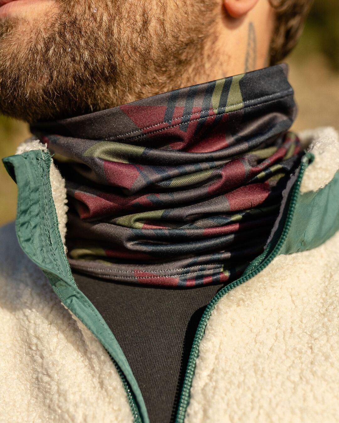 Male_Trail Recycled Gaiter - Charcoal Camo Pattern